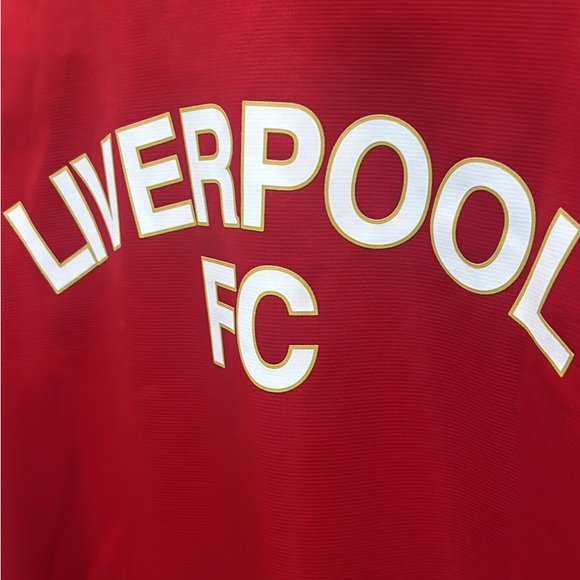 Liverpool FC ADIDAS warm up men’s jacket. - Picture 7 of 7